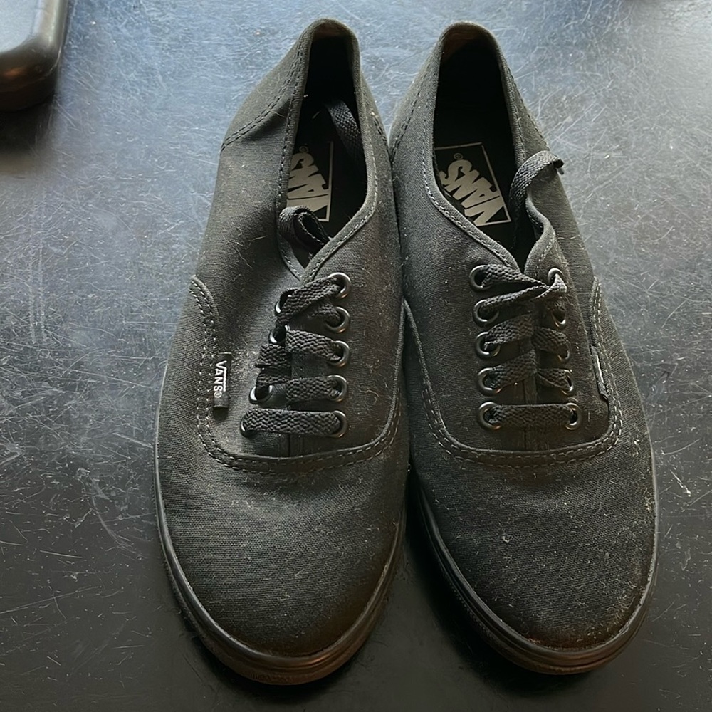 Vans size 6.5 black